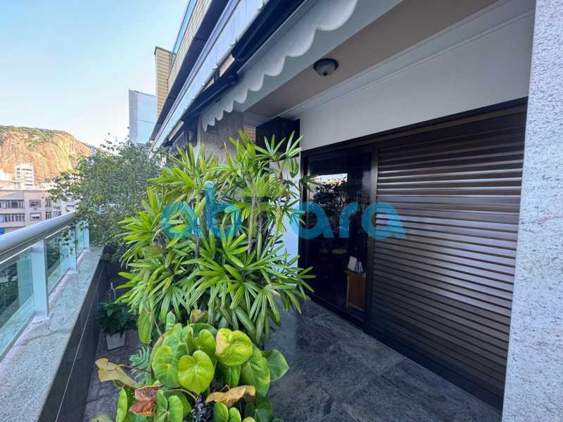 Cobertura à venda com 3 quartos, 300m² - Foto 14