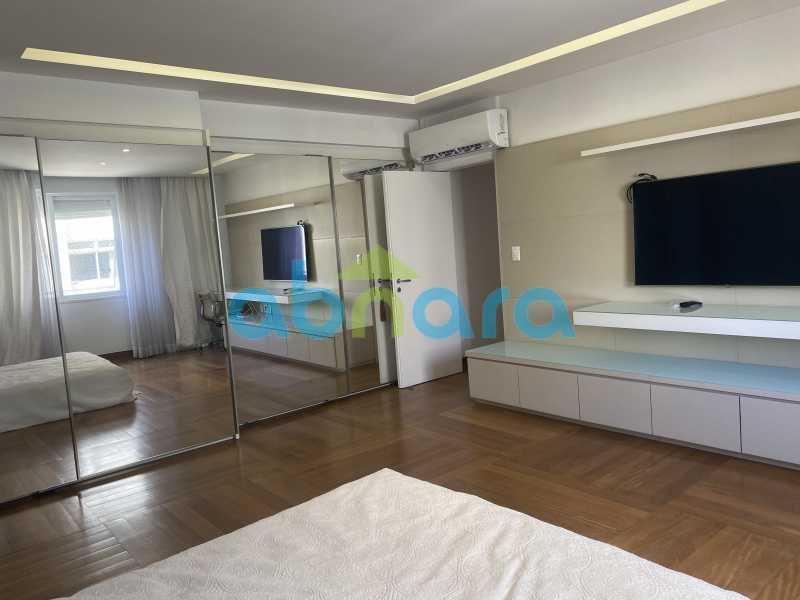 Apartamento à venda com 3 quartos, 320m² - Foto 17