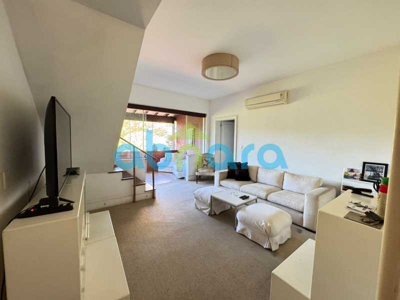 Casa à venda com 4 quartos, 452m² - Foto 6