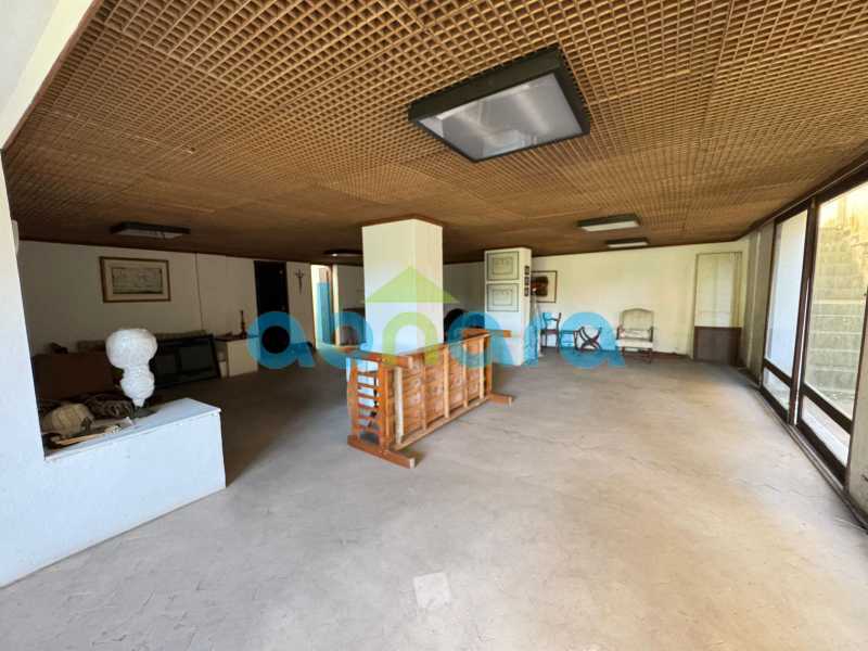 Casa à venda com 4 quartos, 452m² - Foto 14