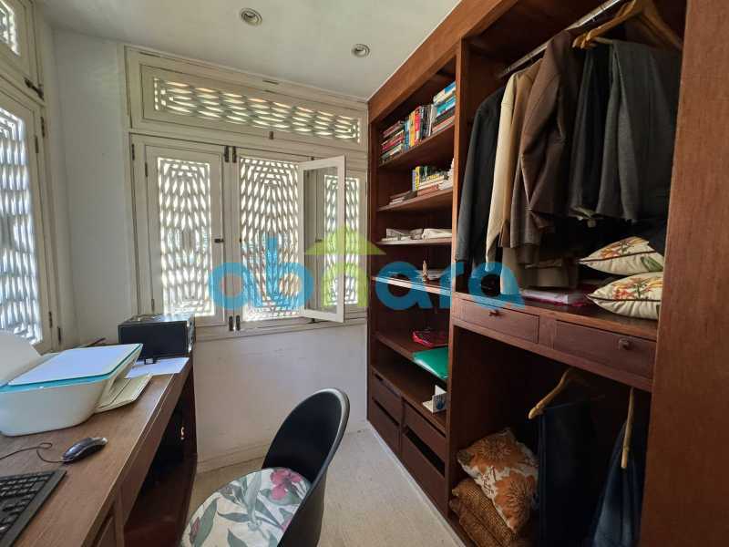 Casa à venda com 4 quartos, 452m² - Foto 23
