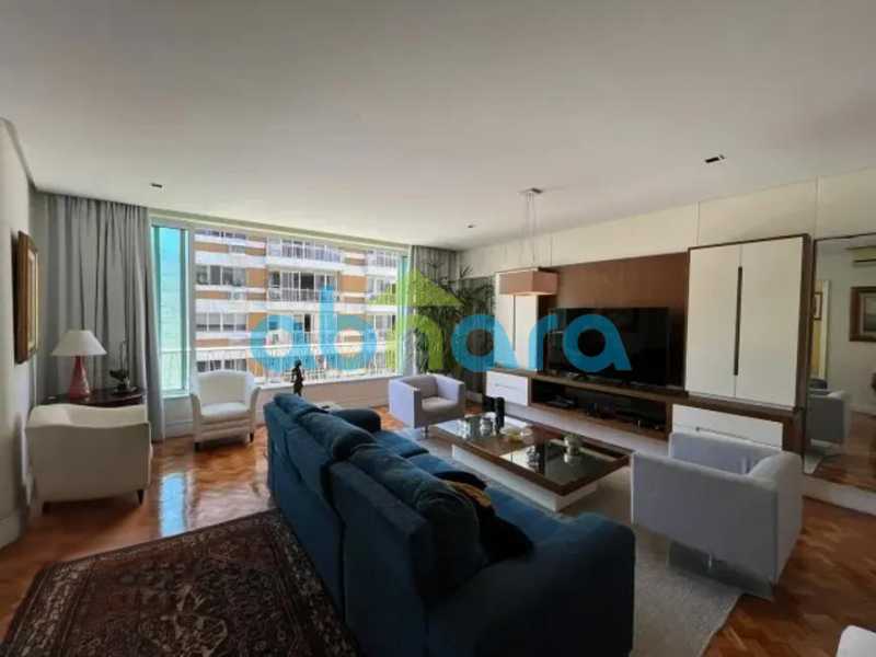 Apartamento à venda com 4 quartos, 220m² - Foto 5