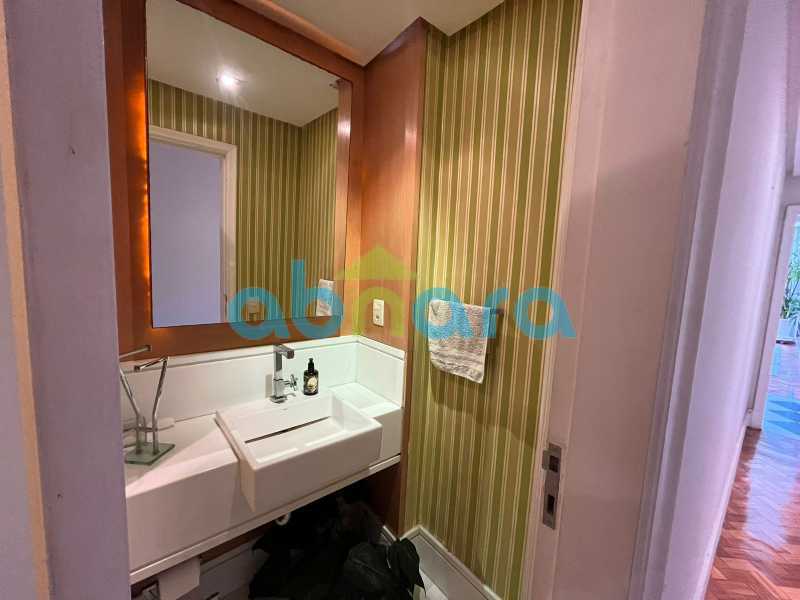 Apartamento à venda com 4 quartos, 220m² - Foto 16