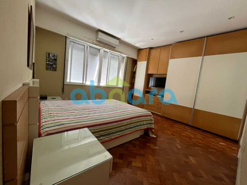 Apartamento à venda com 4 quartos, 220m² - Foto 8