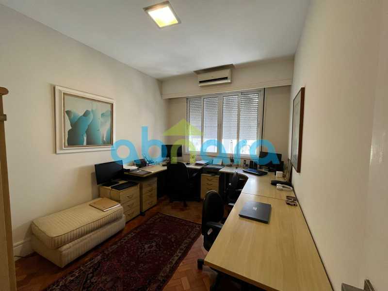 Apartamento à venda com 4 quartos, 220m² - Foto 15