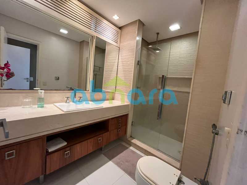 Apartamento à venda com 4 quartos, 220m² - Foto 14