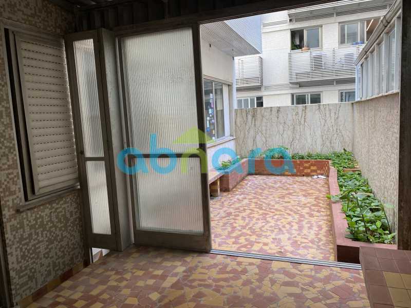 Apartamento à venda com 4 quartos, 325m² - Foto 10