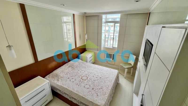 Apartamento à venda com 3 quartos, 165m² - Foto 11