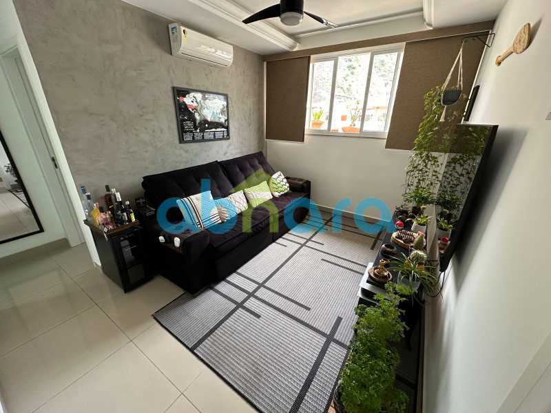 Cobertura à venda com 2 quartos, 65m² - Foto 1