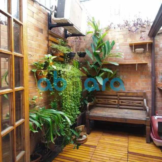 Apartamento à venda com 2 quartos, 78m² - Foto 4