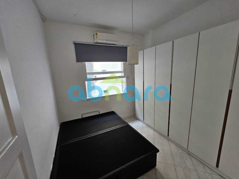 Apartamento à venda com 2 quartos, 70m² - Foto 9