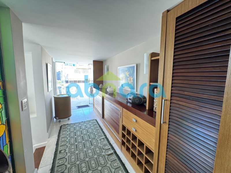 Cobertura, 3 quartos, 251 m² - Foto 14