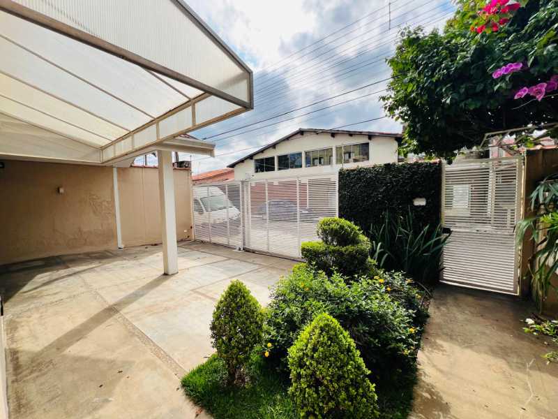 Casa, 5 quartos, 181 m² - Foto 4