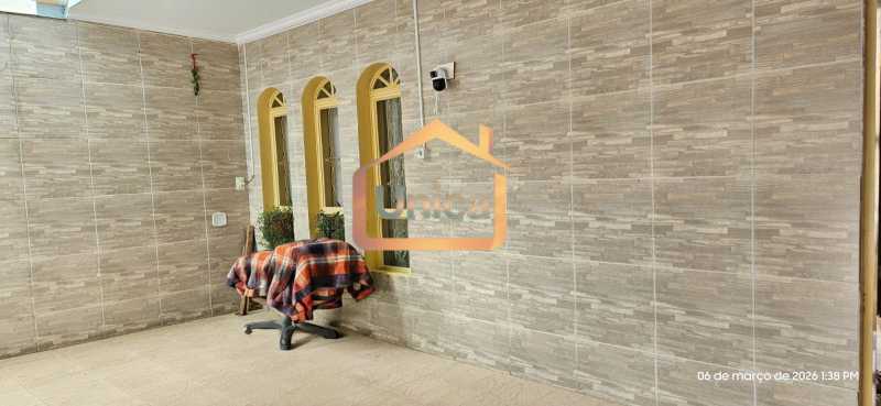Casa, 4 quartos, 235 m² - Foto 1