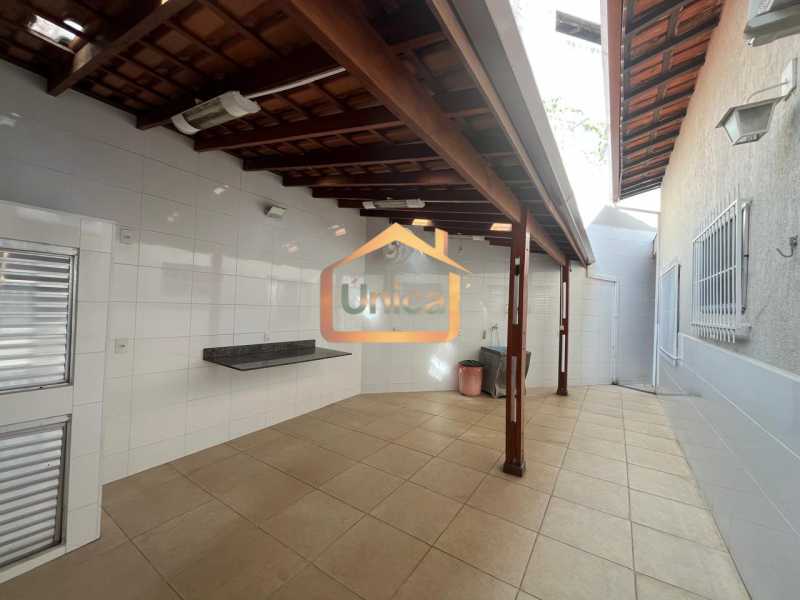 Casa, 3 quartos, 220 m² - Foto 3