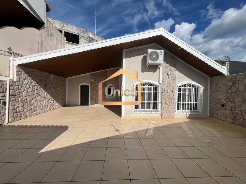 Casa, 3 quartos, 220 m² - Foto 1
