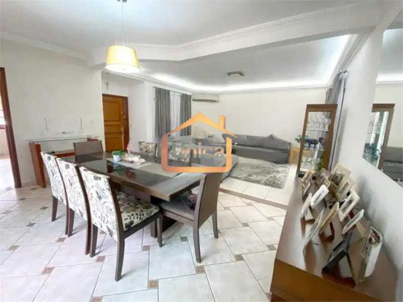 Casa, 4 quartos, 241 m² - Foto 4