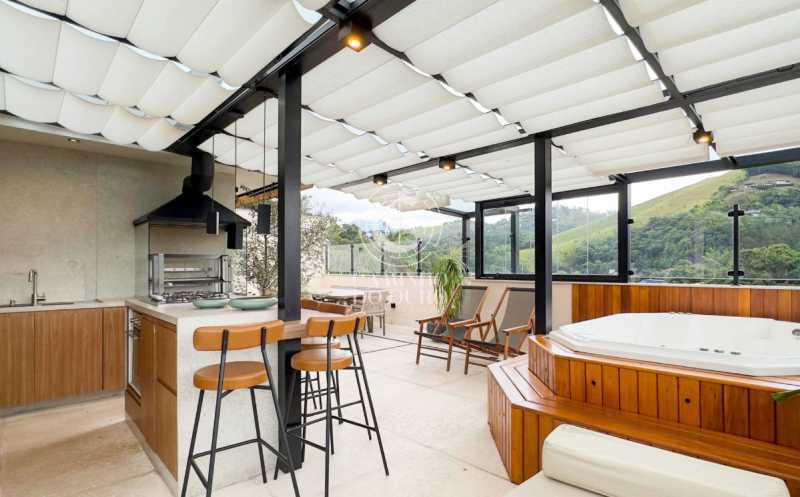 Cobertura, 3 quartos, 224 m² - Foto 2