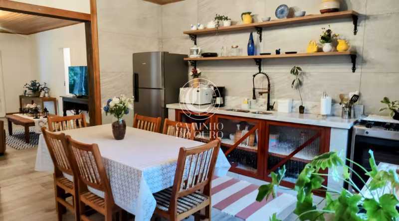 Casa, 4 quartos, 240 m² - Foto 9