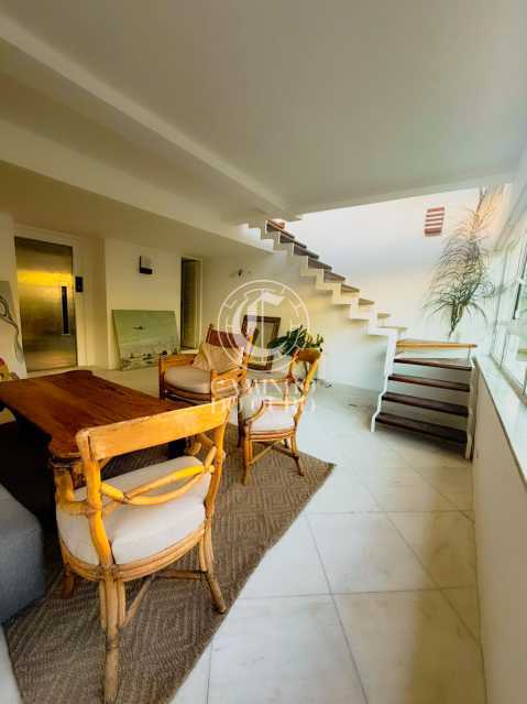 Cobertura, 4 quartos, 258 m² - Foto 13