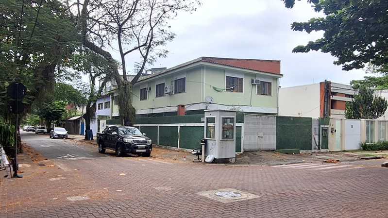 Casa, 6 quartos, 264 m² - Foto 1