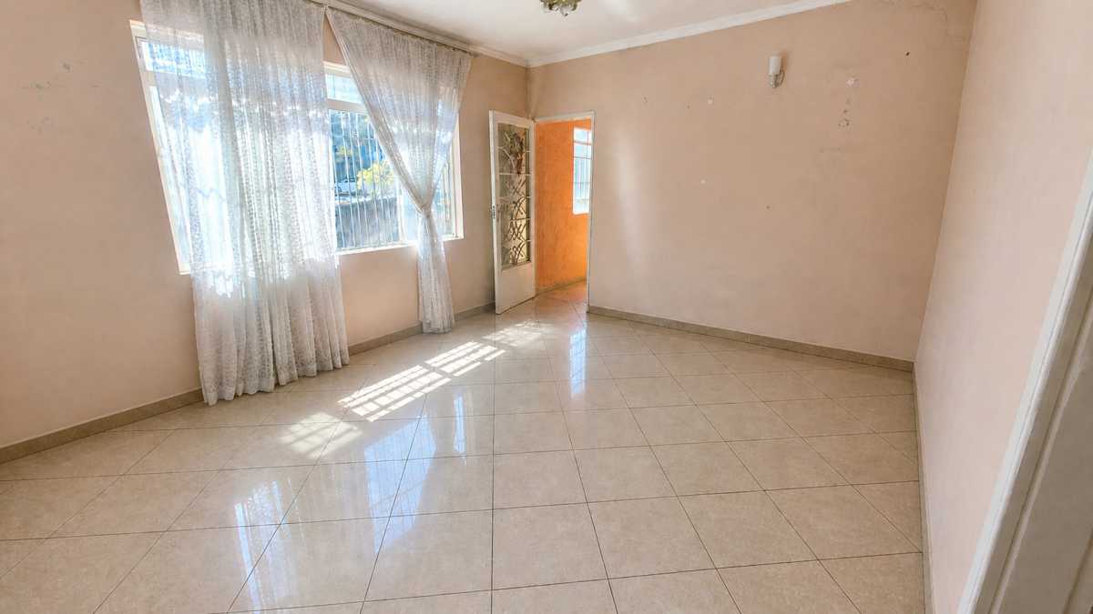 Casa, 4 quartos, 186 m² - Foto 1