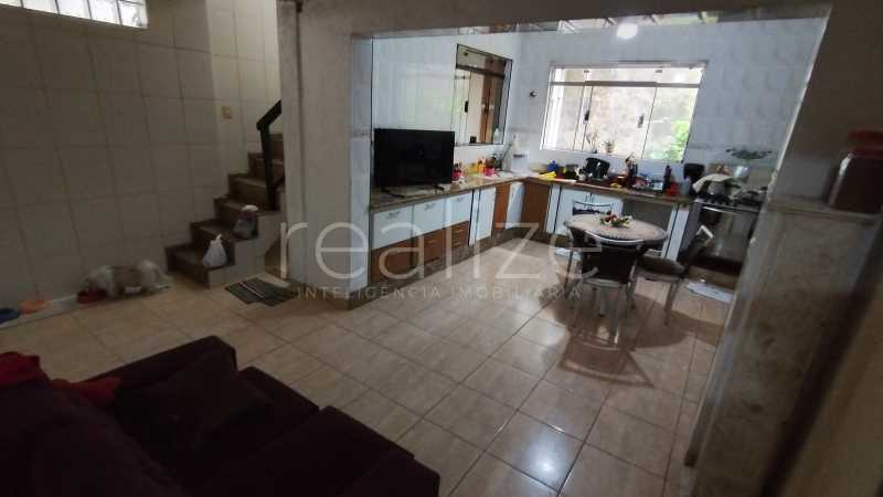 Casa, 6 quartos, 220 m² - Foto 8