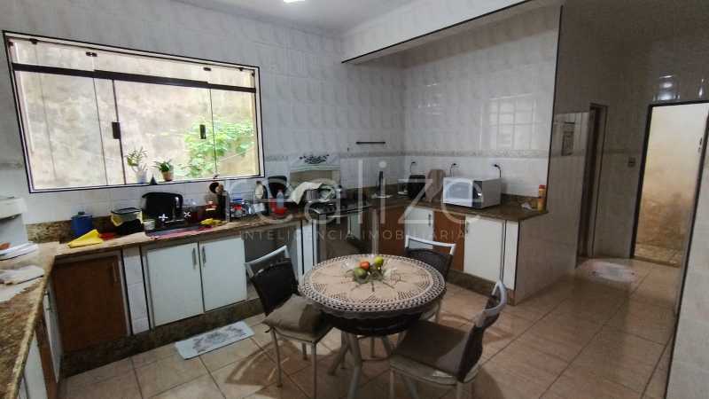 Casa, 6 quartos, 220 m² - Foto 10