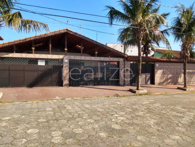 Casa, 5 quartos, 256 m² - Foto 1