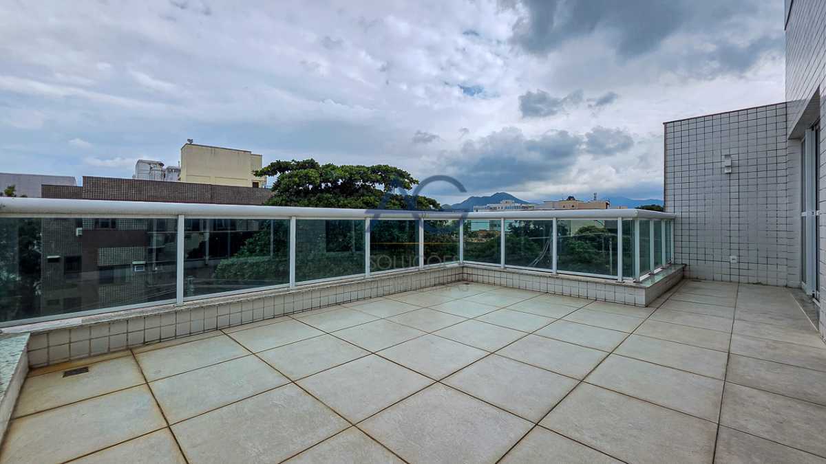 Cobertura, 3 quartos, 210 m² - Foto 5