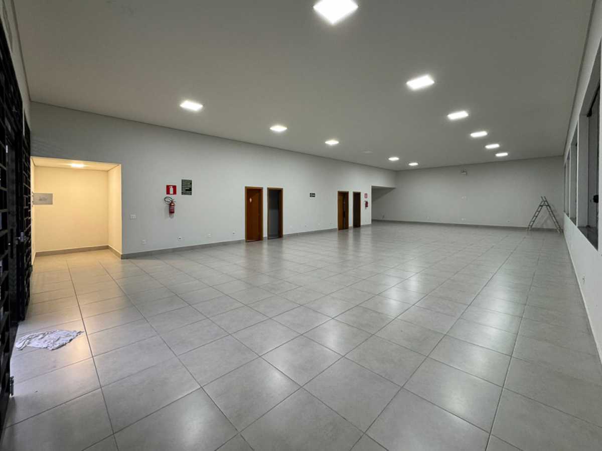 Loja-Salão, 200 m² - Foto 3