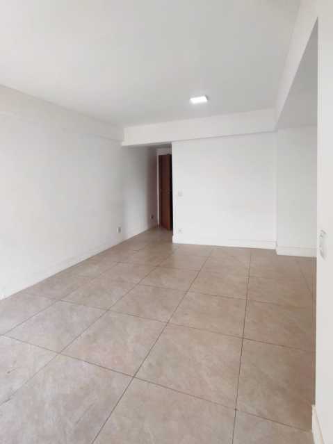 Apartamento, 3 quartos, 75 m² - Foto 3