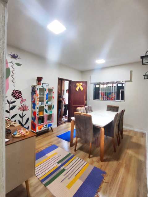 Casa, 6 quartos, 170 m² - Foto 1