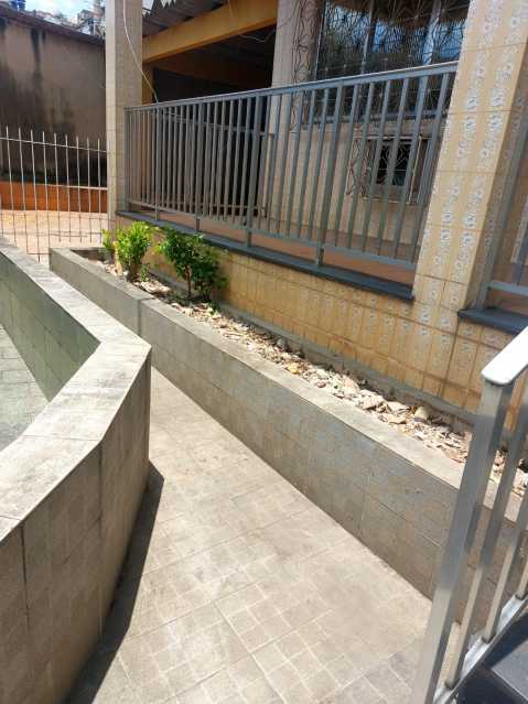 Casa, 6 quartos, 150 m² - Foto 2