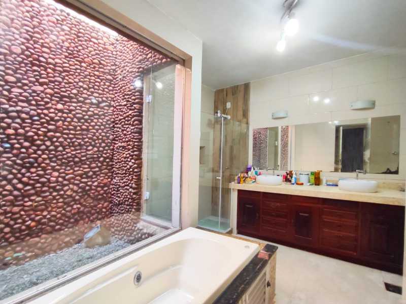 Casa, 4 quartos, 350 m² - Foto 19