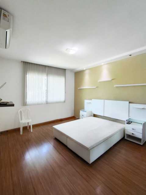 Casa, 3 quartos, 250 m² - Foto 11