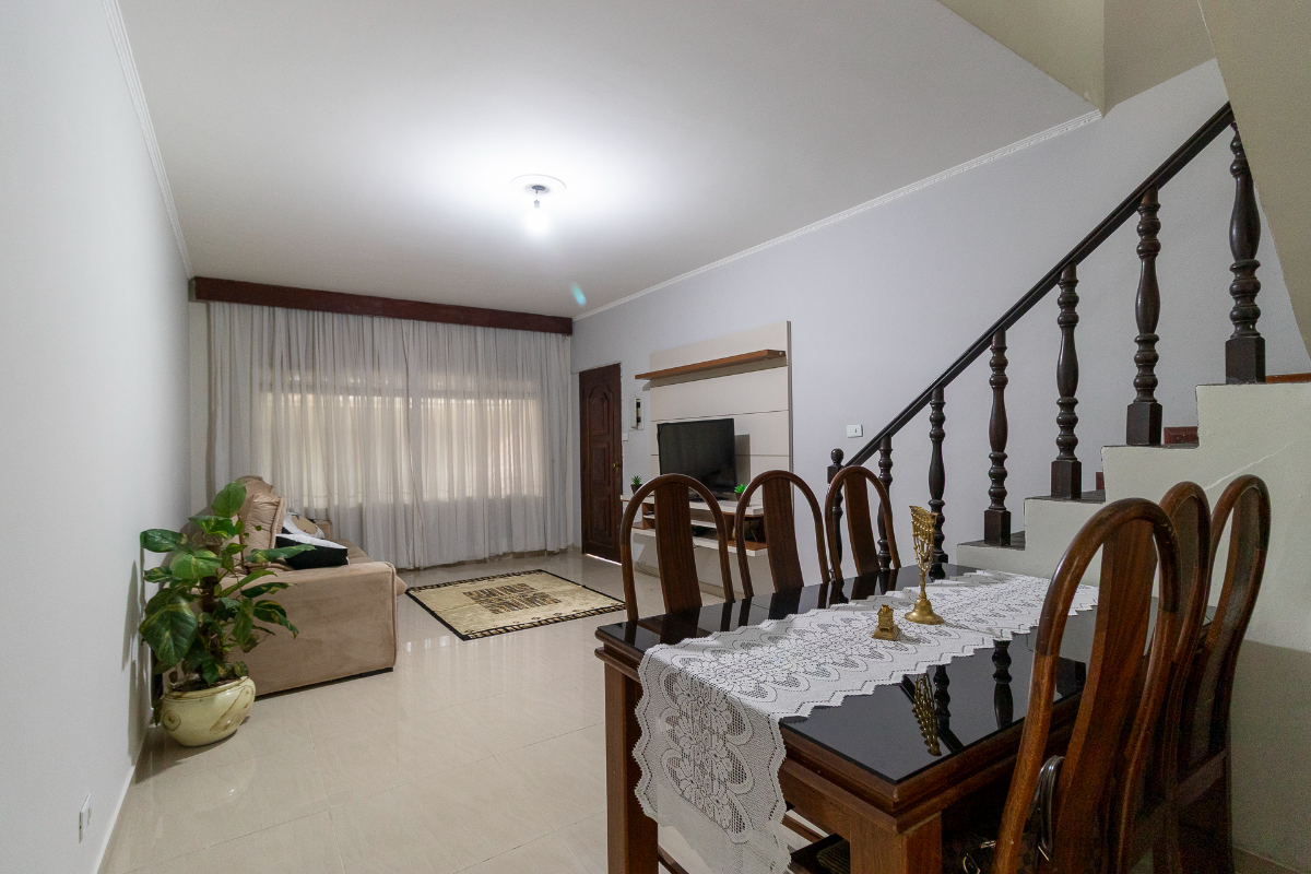 Casa, 3 quartos, 194 m² - Foto 1