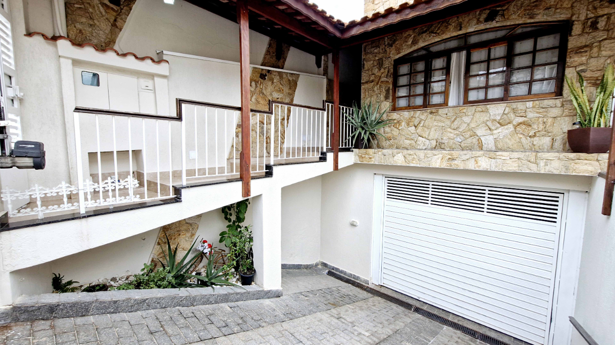 Casa, 3 quartos, 250 m² - Foto 1