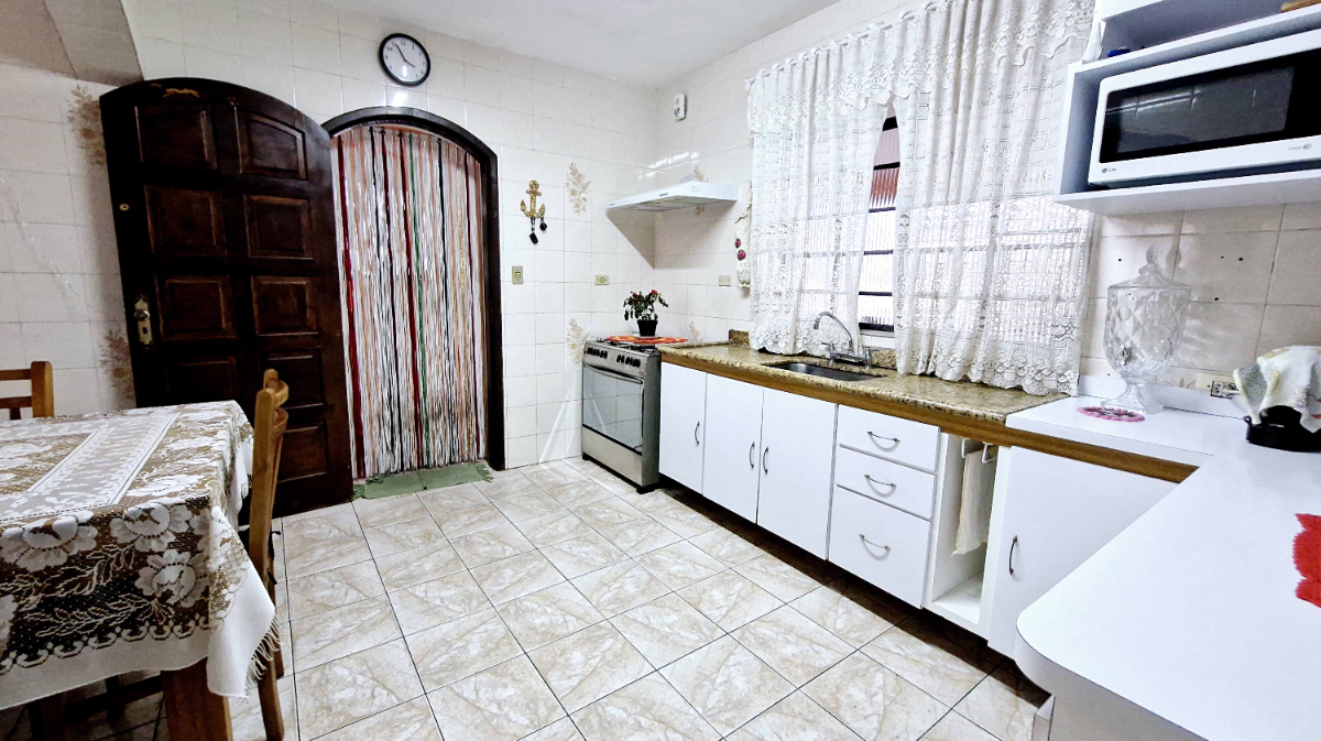 Casa, 3 quartos, 226 m² - Foto 13