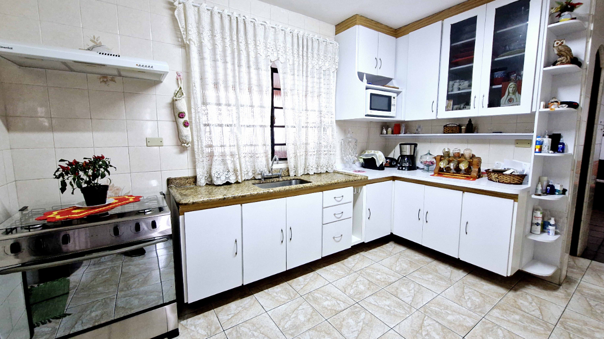 Casa, 3 quartos, 226 m² - Foto 17