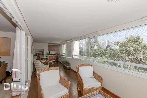 Apartamento, 3 quartos, 206 m² - Foto 1