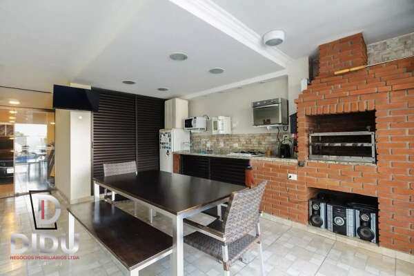 Casa, 3 quartos, 237 m² - Foto 4