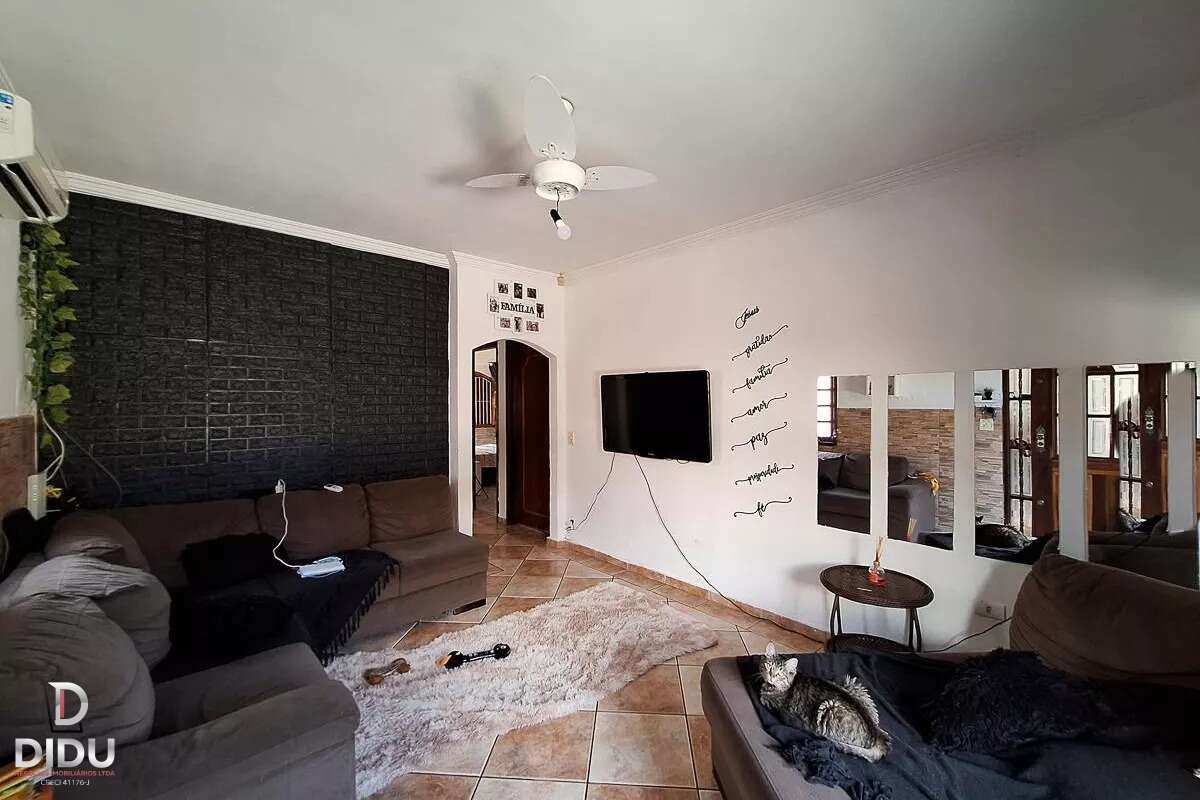 Casa, 3 quartos, 250 m² - Foto 12