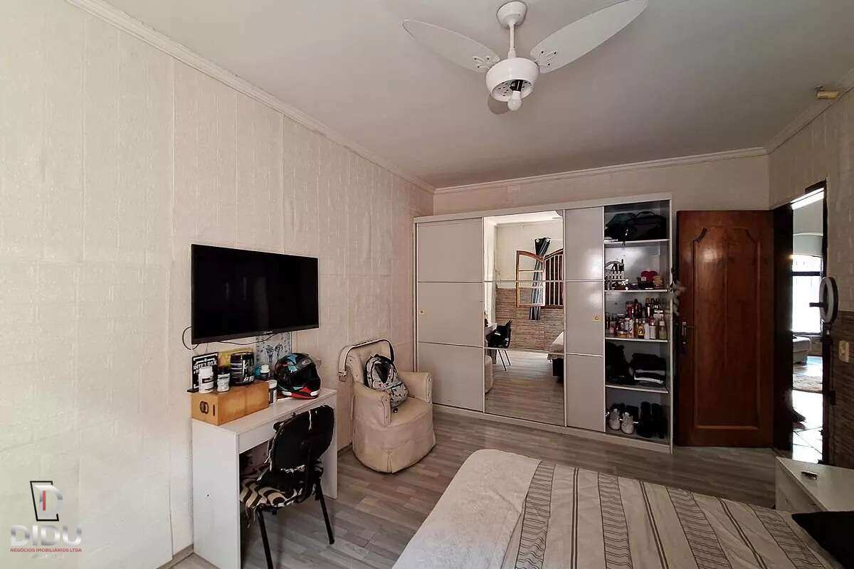 Casa, 3 quartos, 250 m² - Foto 25
