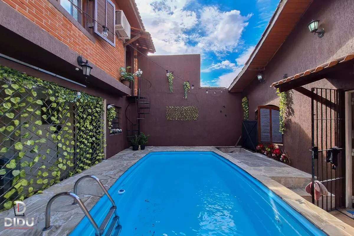 Casa, 3 quartos, 250 m² - Foto 3