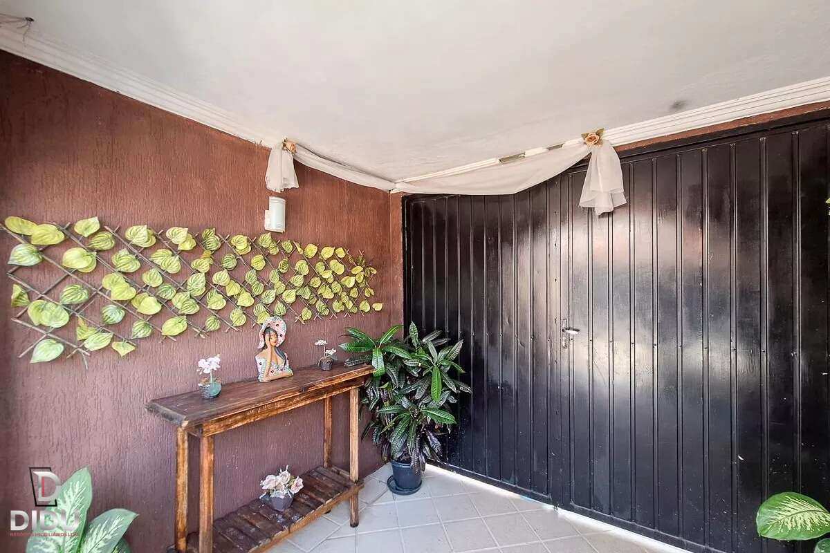 Casa, 3 quartos, 250 m² - Foto 6