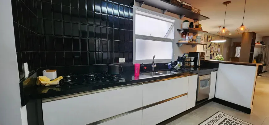 Casa, 3 quartos, 250 m² - Foto 17