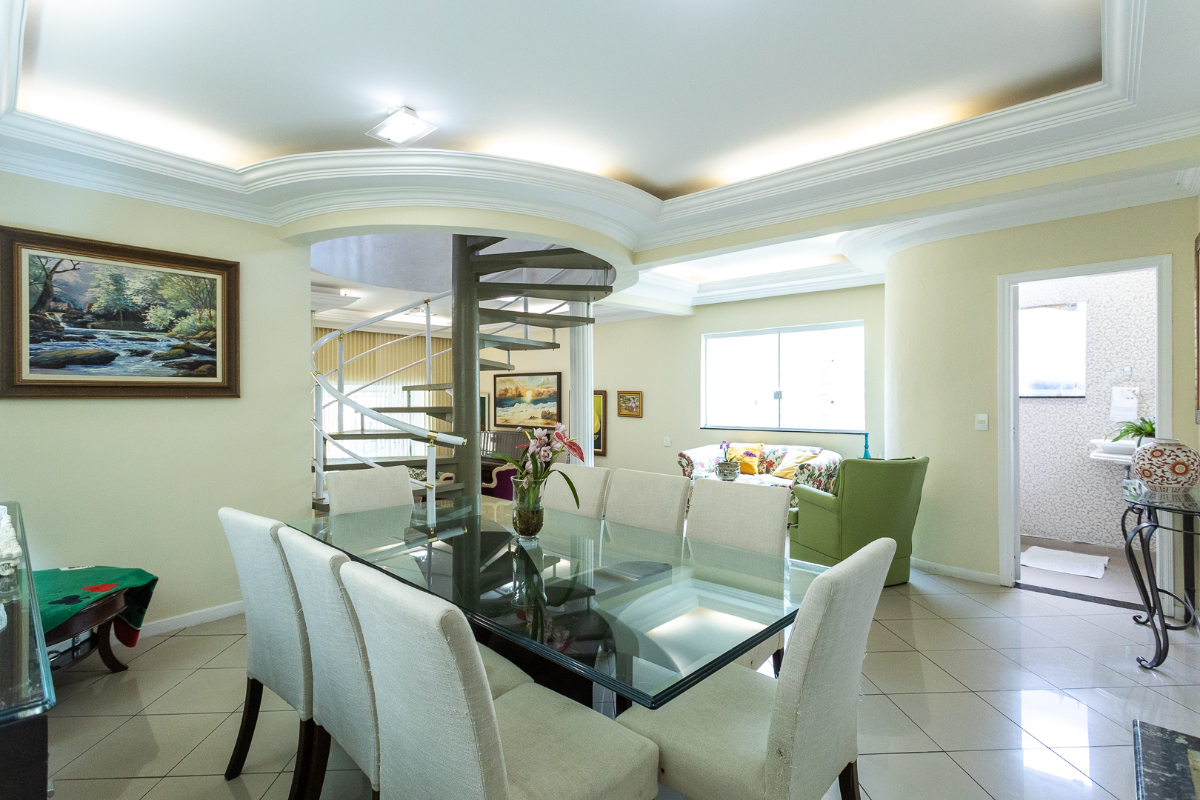 Casa, 4 quartos, 207 m² - Foto 3