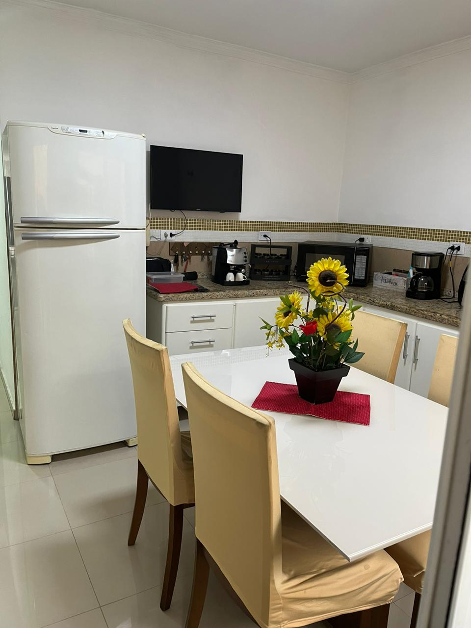 Casa, 3 quartos, 231 m² - Foto 3