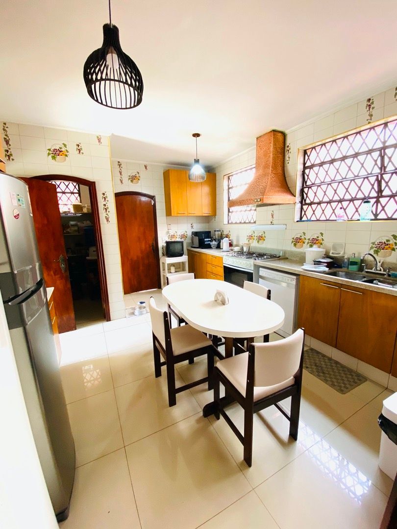 Casa, 6 quartos, 680 m² - Foto 8